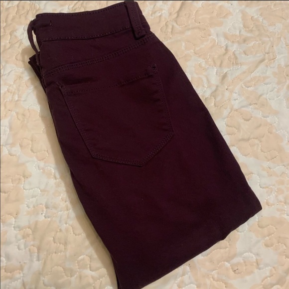 Miami Mid Rise Jegging - Picture 2 of 2